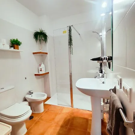 Escapada Deluxe Con Wifi 2 Hab 2 Banos Con Cocina & Smarttv Cerca De Todo * Санта-Крус-де-Тенерифе