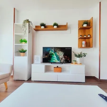 Escapada Deluxe Con Wifi 2 Hab 2 Banos Con Cocina & Smarttv Cerca De Todo *